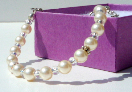 Pearl Bridal Bracelet, Vintage Inspired